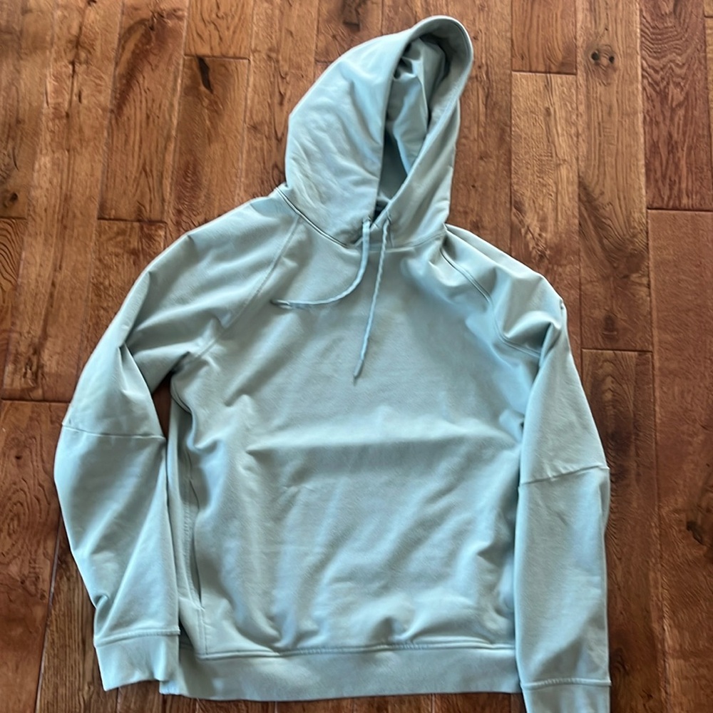 Lululemon Men’s Sweat Pullover hoodie Size Medium